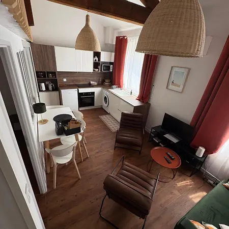 Le Grillon 2.0 Apartment *